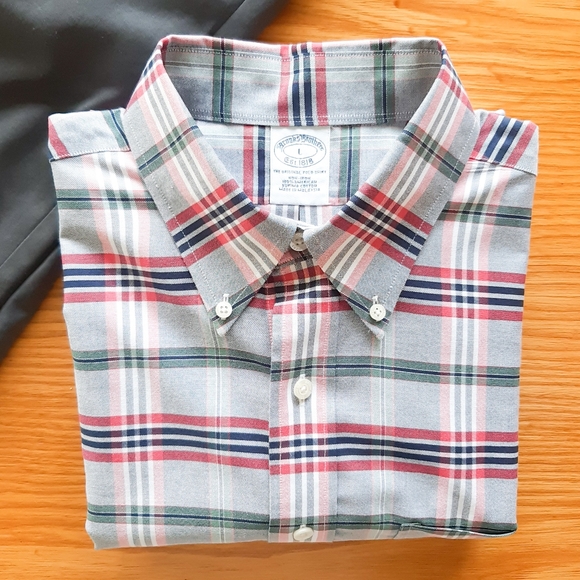 Brooks Brothers Other - NEW Brooks Brothers Plaid Oxford Button Down Shirt